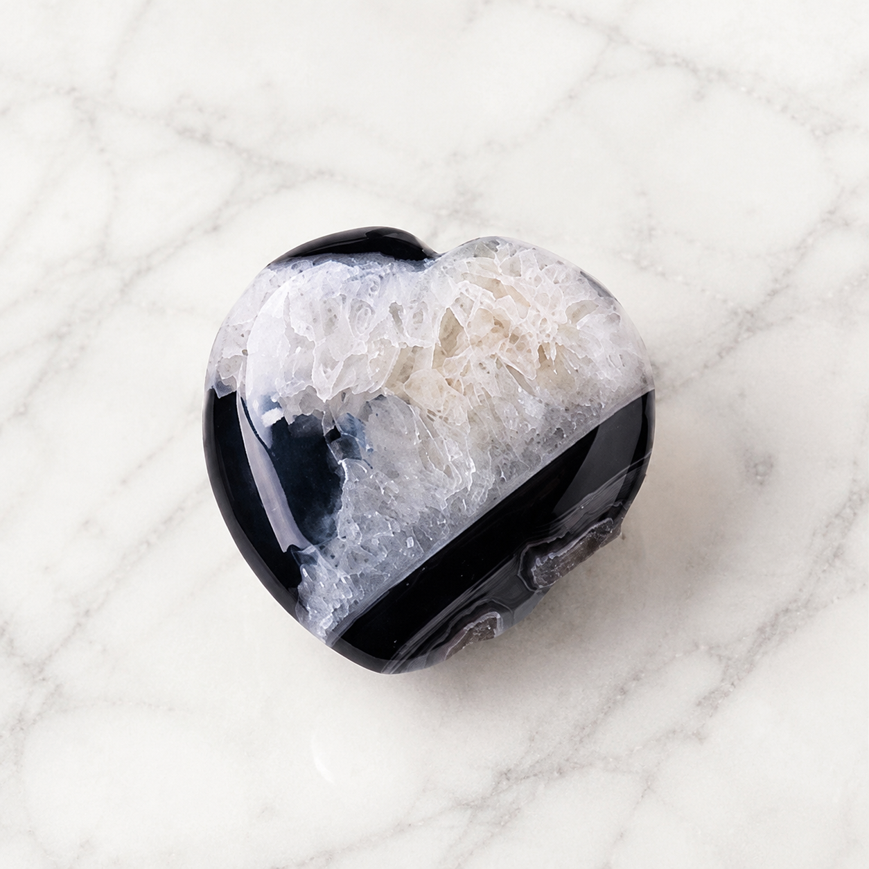 Onyx Geode Heart Palm Stone Cleanse & Protect｜Blessedchi