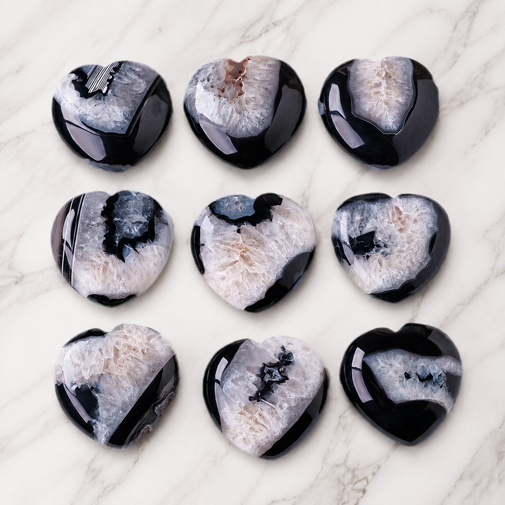 Onyx Geode Heart Palm Stone Cleanse & Protect｜Blessedchi